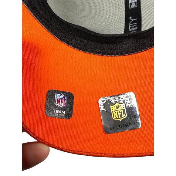 Cleveland Browns NFL New Era 39Thirty Fitted Hat Cap Unisex S/M NWT Helmet Logo - Picture 6 of 10